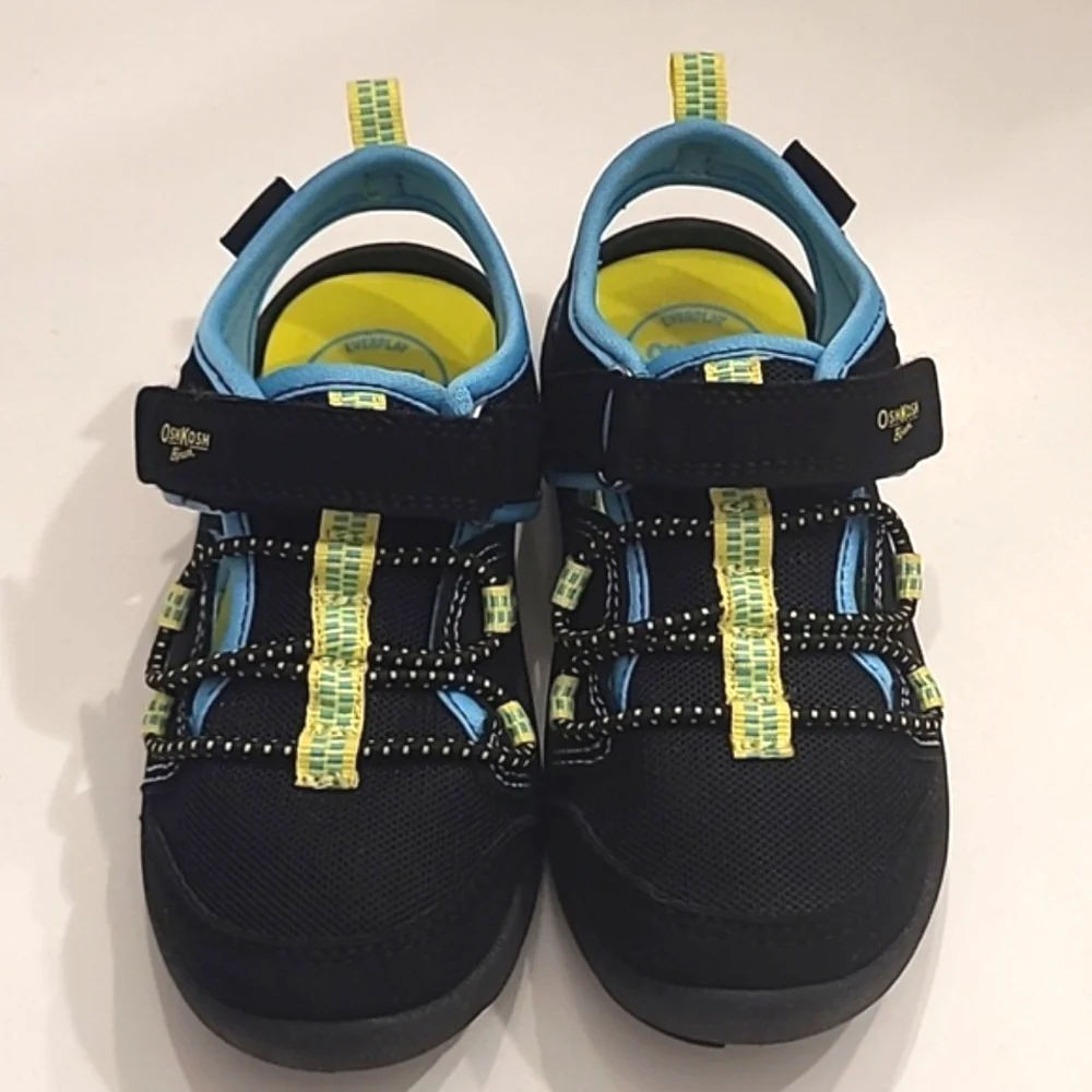 OshKosh B'Gosh Marina Sandal Unisex Mesh Sneaker Closed Toe Bungee Accents Sz 9